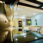 V&v Lloret-villa Wilma, Casa A 800m Playa Fenals Con Aire Acondicionado Y Piscina Comunitaria Con Jardin يوريت دي مار