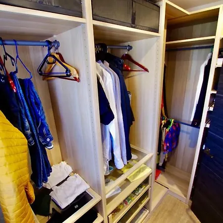 V&v Lloret-villa Wilma, Casa A 800m Playa Fenals Con Aire Acondicionado Y Piscina Comunitaria Con Jardin