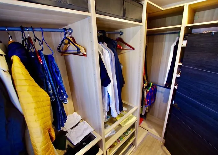 V&v Lloret-villa Wilma, Casa A 800m Playa Fenals Con Aire Acondicionado Y Piscina Comunitaria Con Jardin